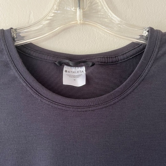 ATHLETA Sz M Air Out Cinch Tank Top Black Crew Neck Stretch UPF 25 Pullover - Picture 5 of 6